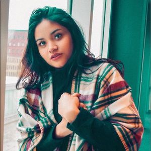 Meet your Posher, Ana